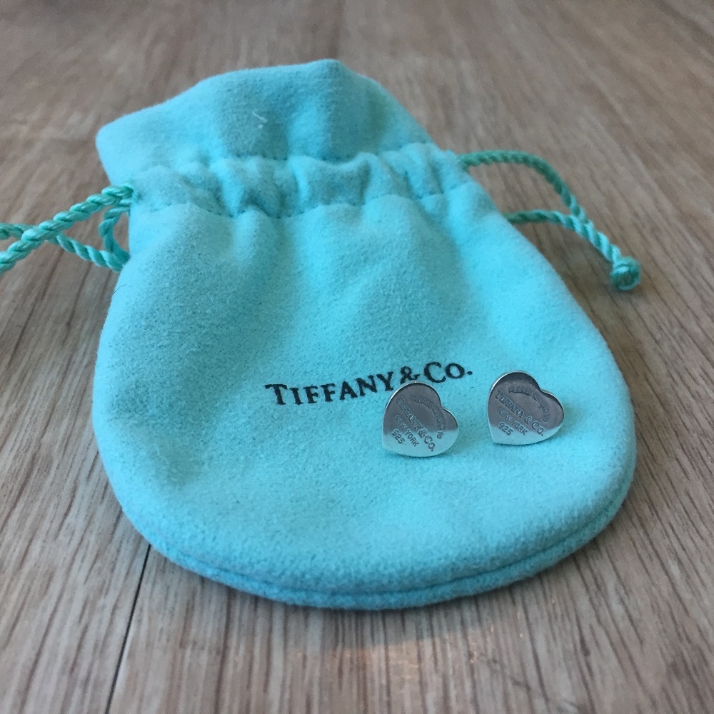 Return to Tiffany Mini Heart Tag Earrings